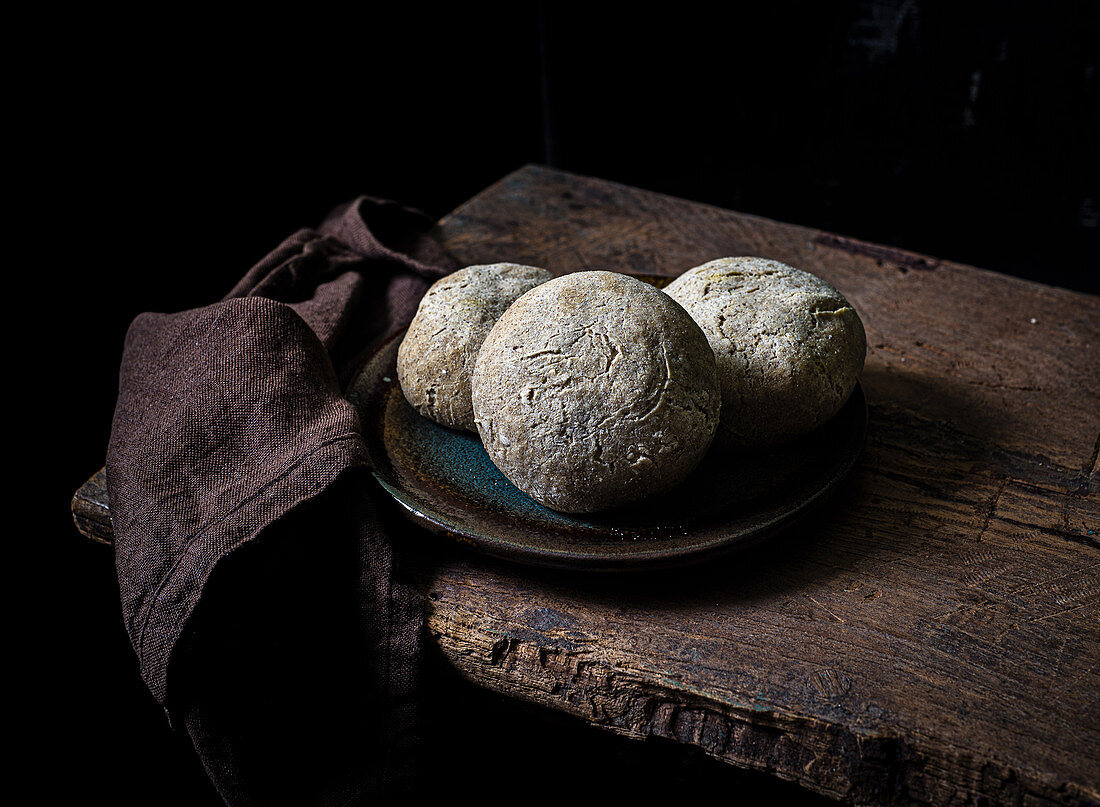 Cottage cheese stuffed masala buns