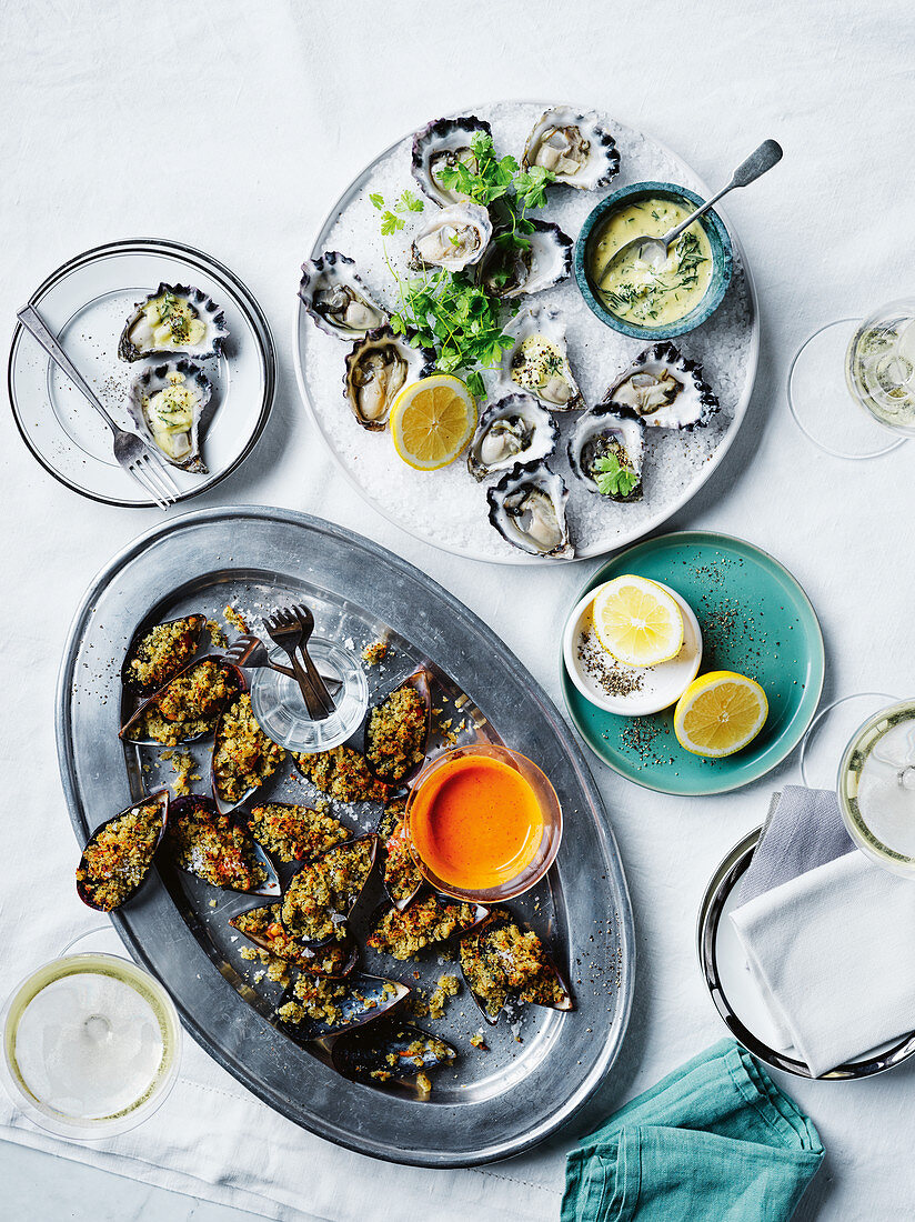 Oysters with cucumber and fennel vinaigrette, Mussels with parsley, dill and lemon crumb