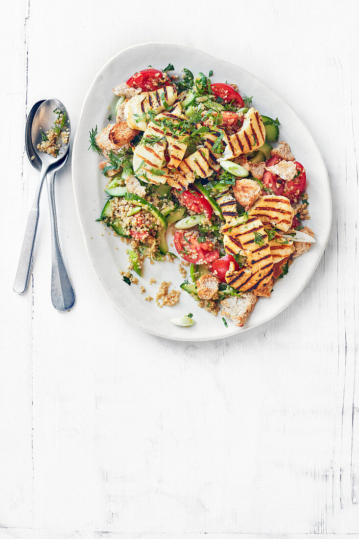 Halloumi and quinoa fattoush