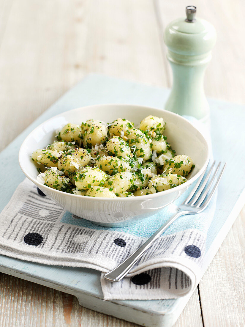 Gnocchi with lemon and chive pesto