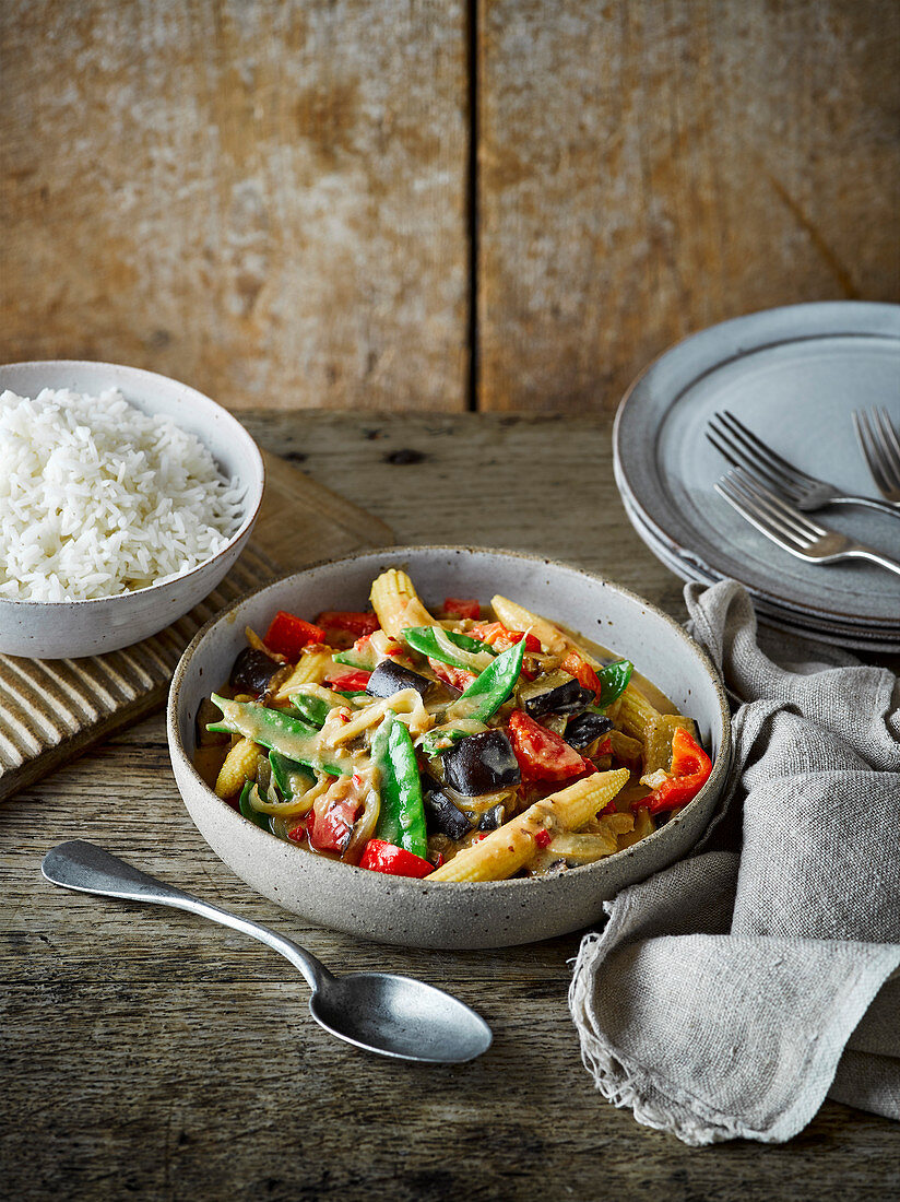 Healthy Vegetable Satay Curry