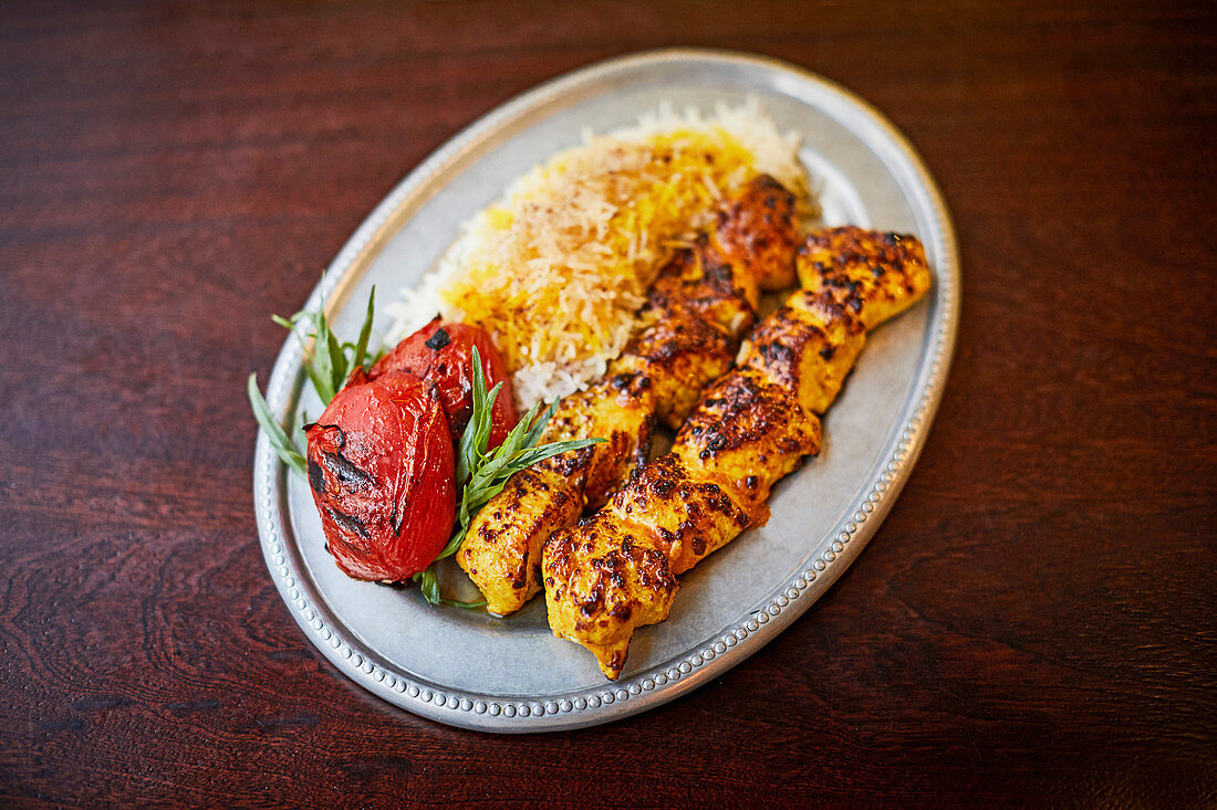 Jujeh Kabab (Hähnchenspiesse mit Reis, Teheran)