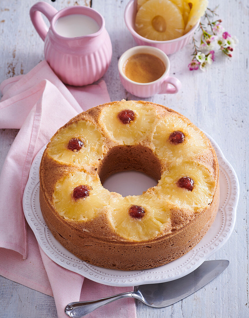 Fancy bread with pineapple