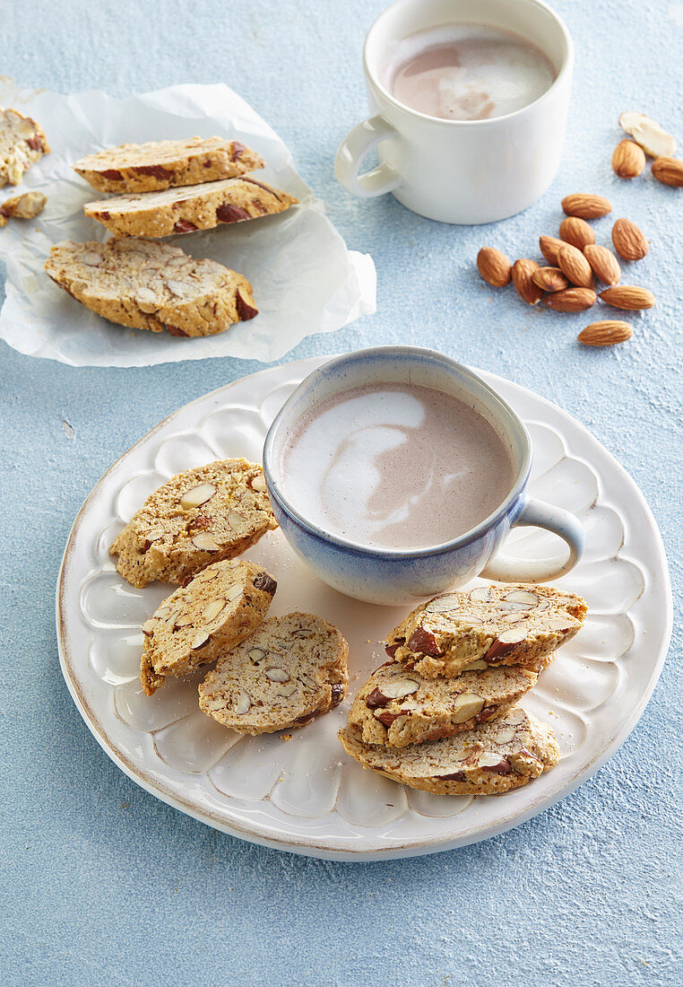 Italienische Mandelkekse zum Kaffee