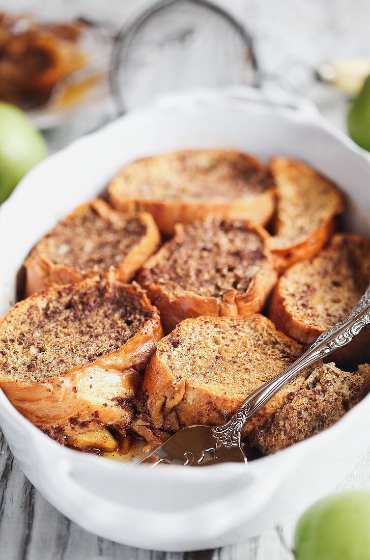 Casserole of apple French toast