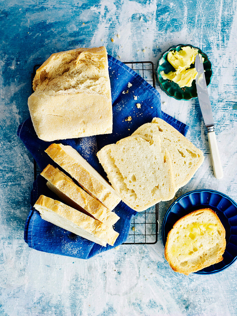 Glutenfreies Brot mit Butter