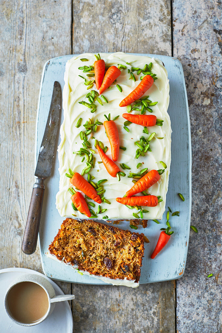 Carrot patch cake