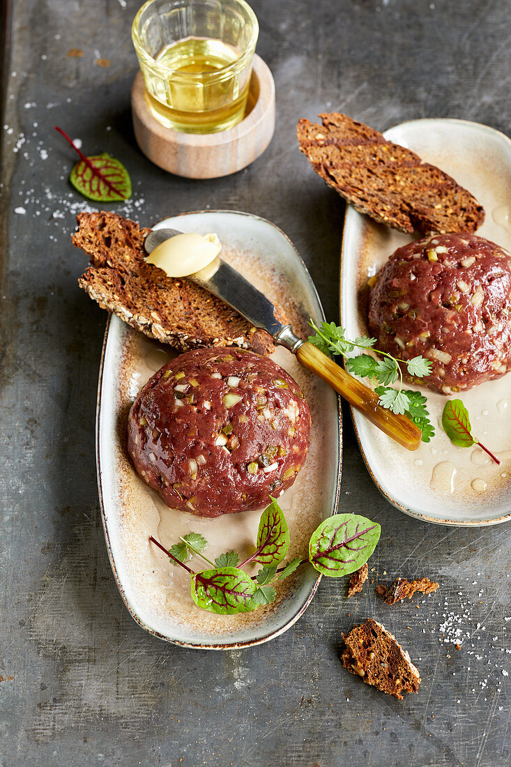 Venison tartare