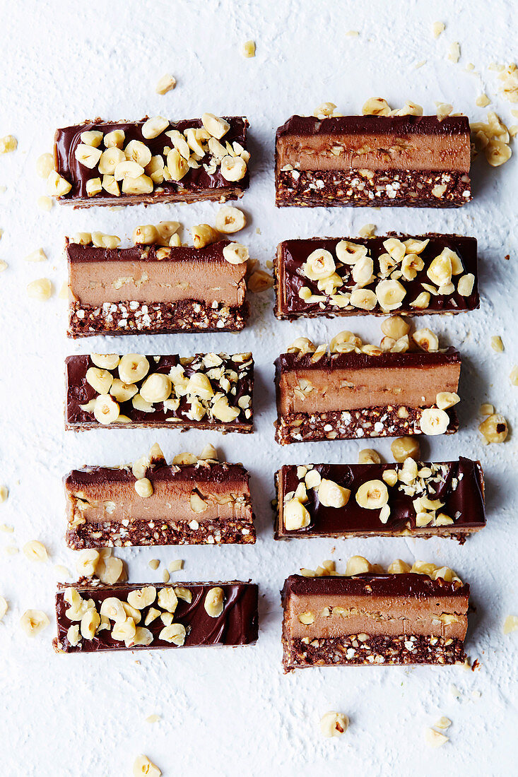 Vegan chocolate hazelnut slice