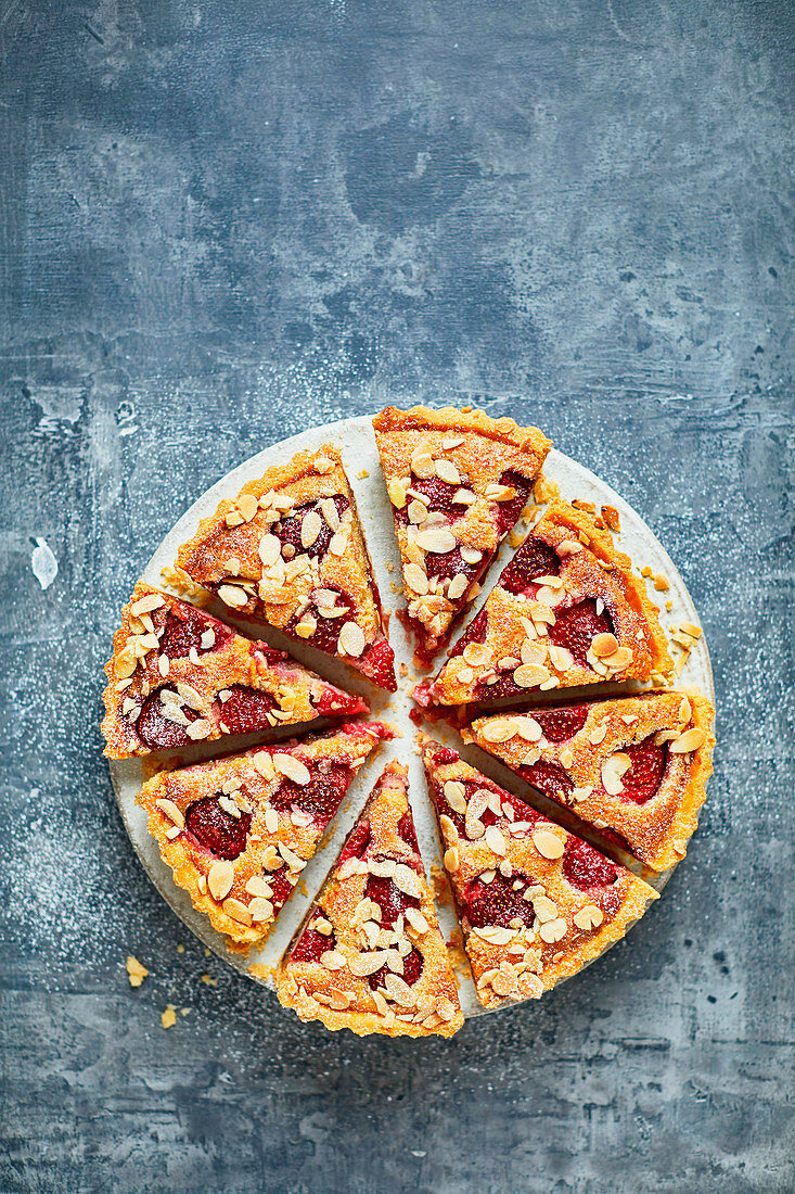 Double strawberry Bakewell tart