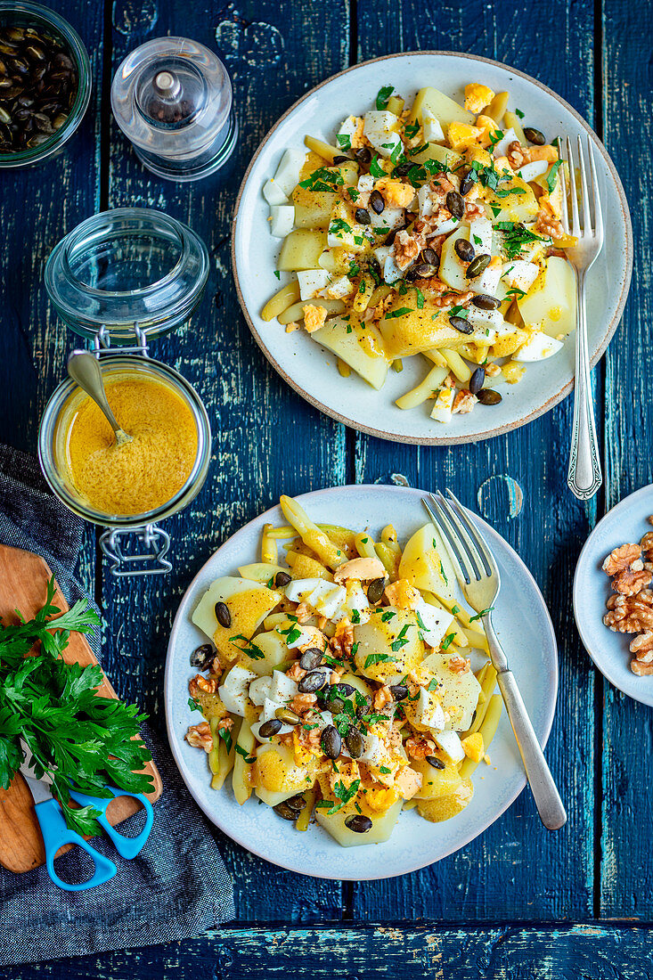 Kartoffel-Bohnen-Salat mit Ei und Senfdressing