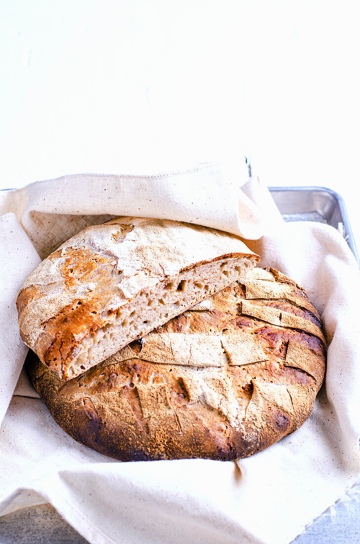 Natural yeast sourdough bread
