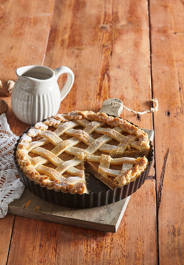 Apple pie with nuts according grandmotherâ€˜s recipe