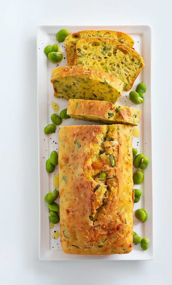 Broad bean cake with scamorza