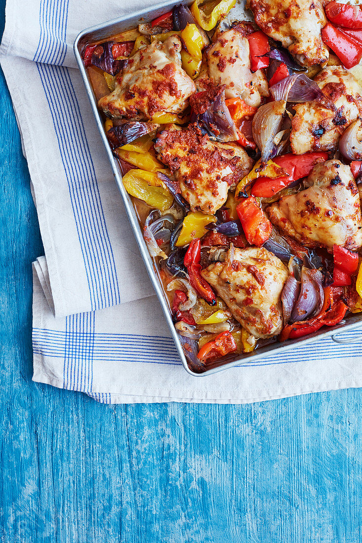 Chicken tray bake with bell pepper