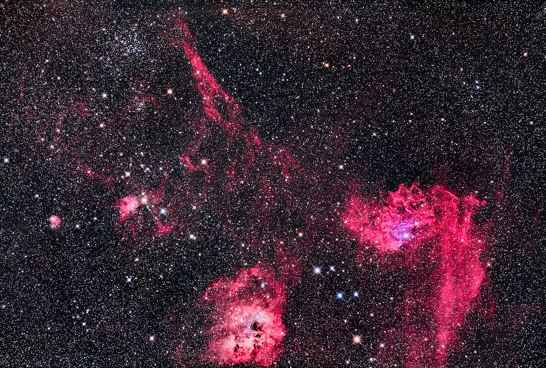 Star cluster and the Flaming Star Nebula in Auriga