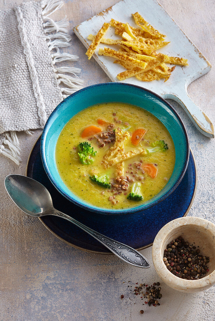 Vegetable soup with corn noodles