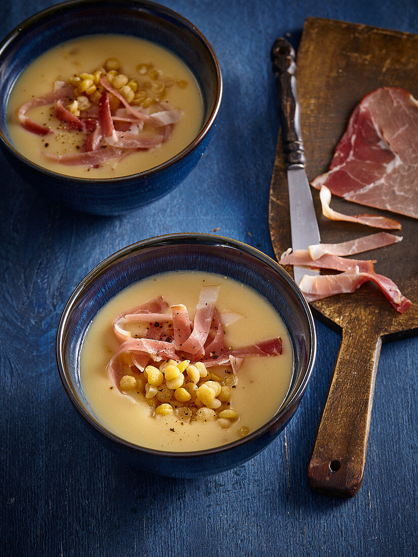 Erbsensuppe mit Rohschinken