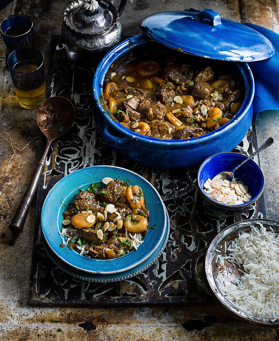 Pork stew with apricots and tamarind (slow cooker)