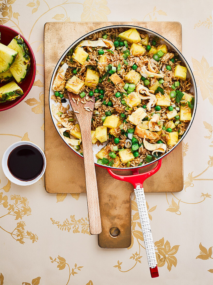 Pineapple fried rice (Chinese New Year)