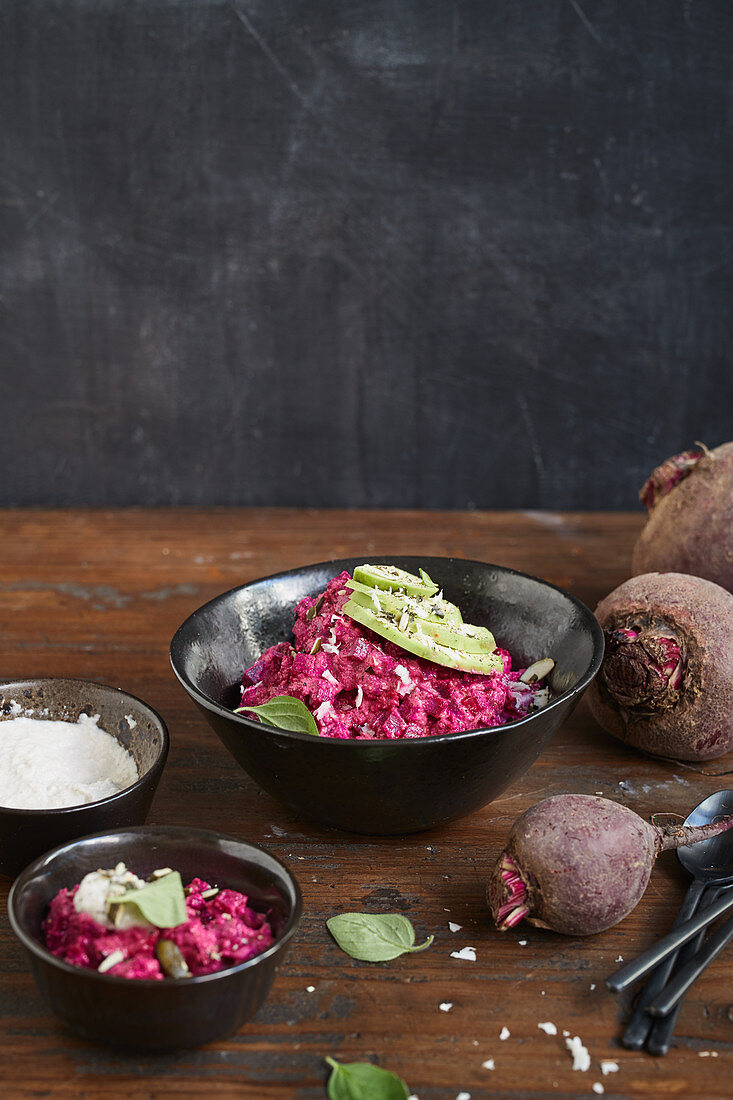 Beetroot tartare with avocado and a creamy horseradish sauce