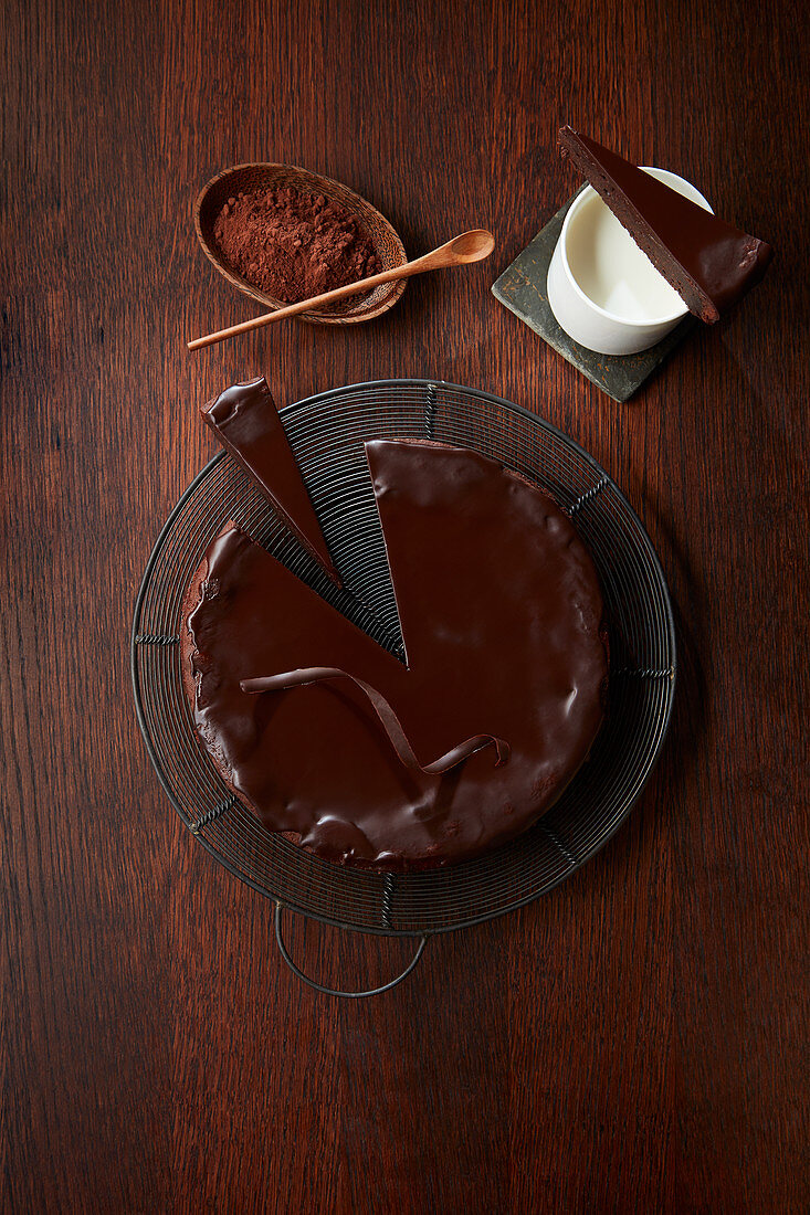 Chocolate cake, sliced
