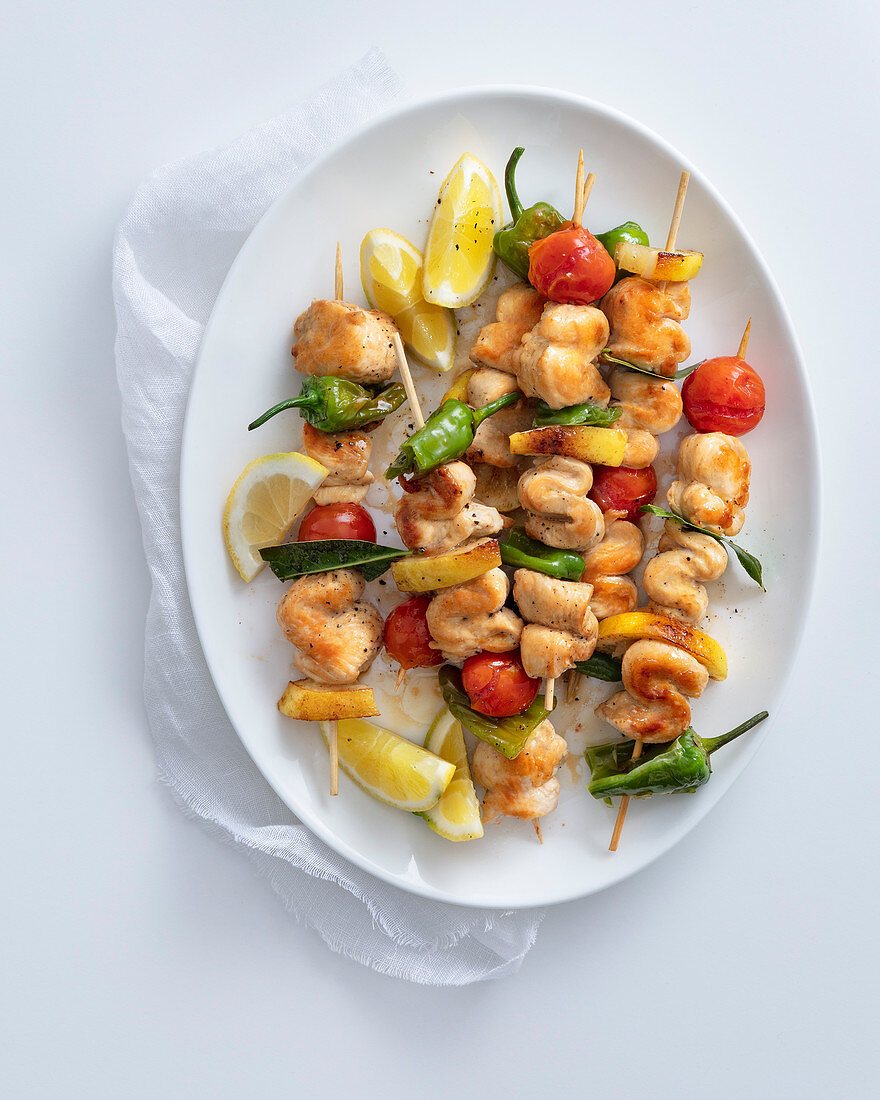 Chicken skewers with lemon and chilli