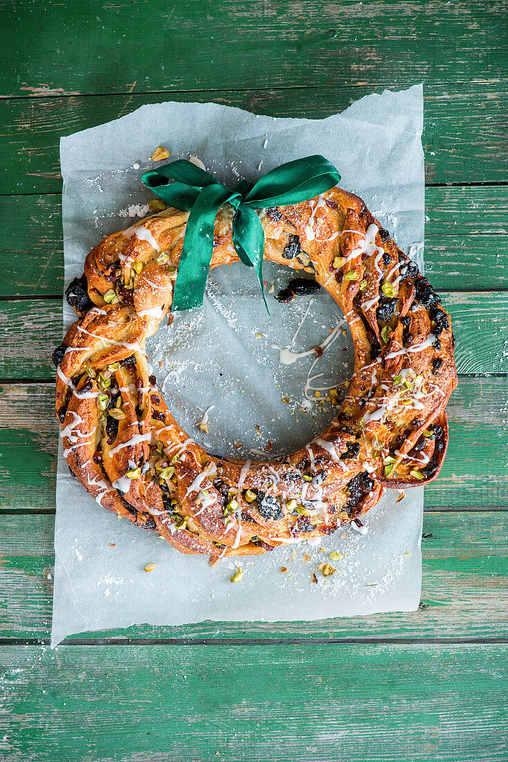 Dried fruit and pistachio yeast wreath