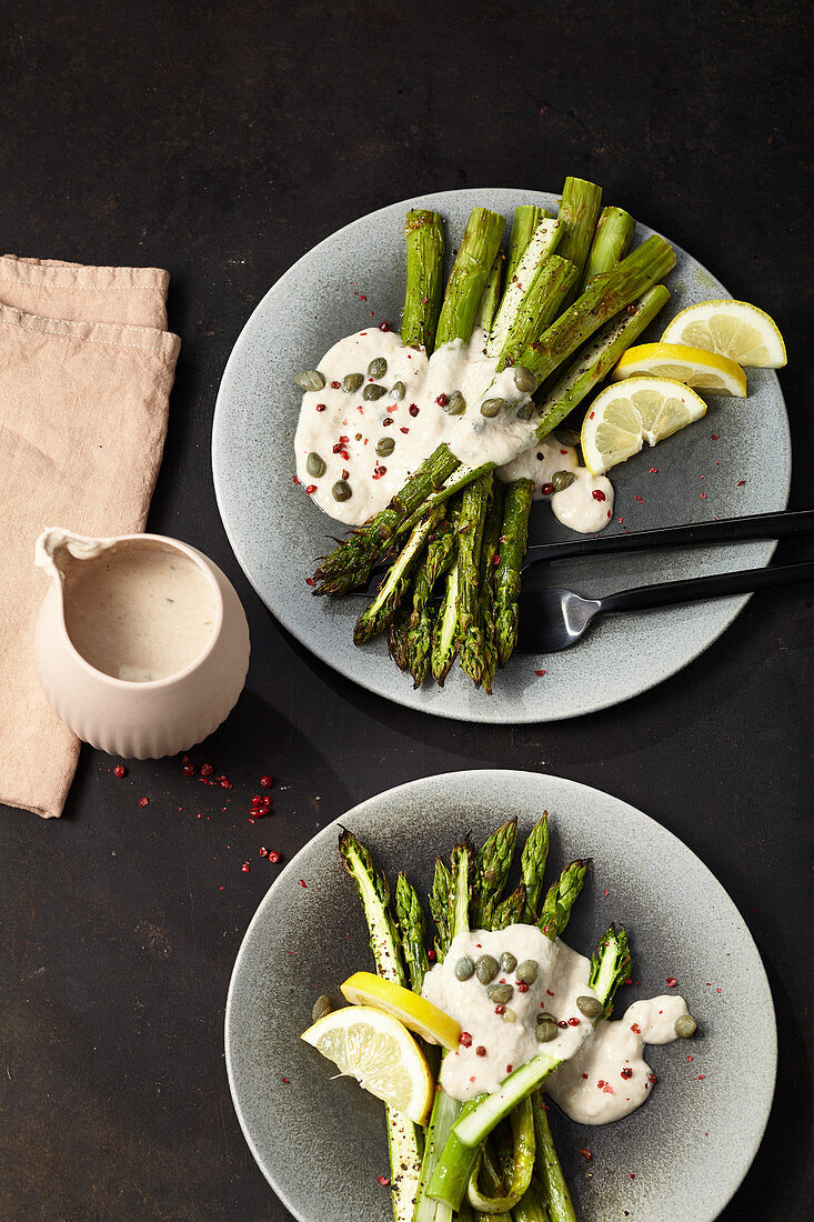 Spargel Tonnato mit Thunfisch-Kapern-Creme