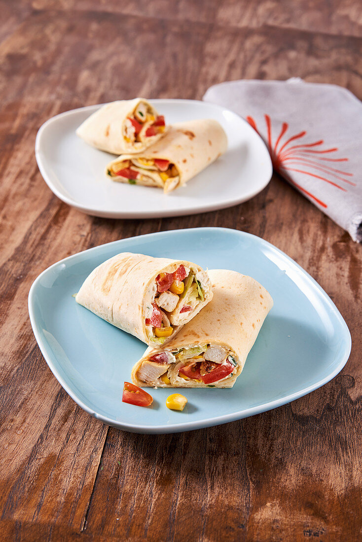 Wraps mit Hähnchen, Mais und Frischkäse