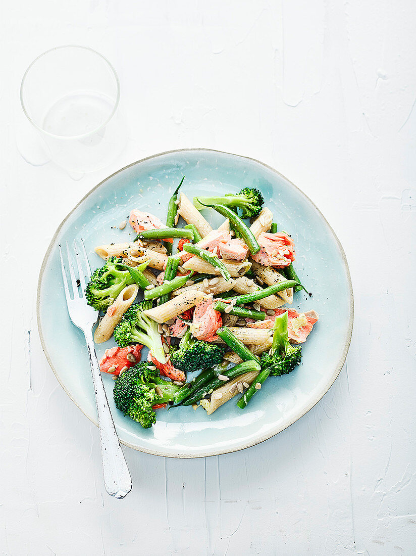 Broccoli pasta with salmon