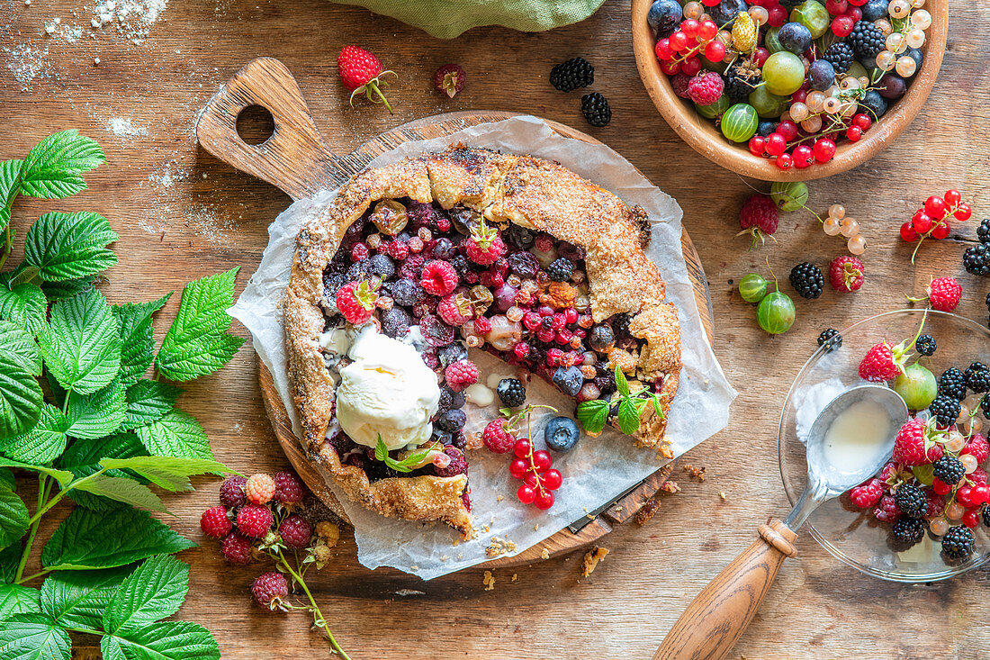 Berry galette