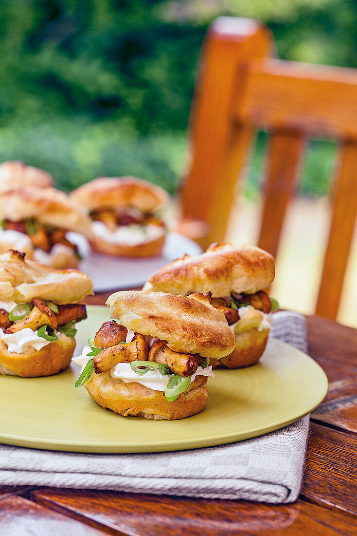 Savoury profiteroles with chanterelle mushrooms