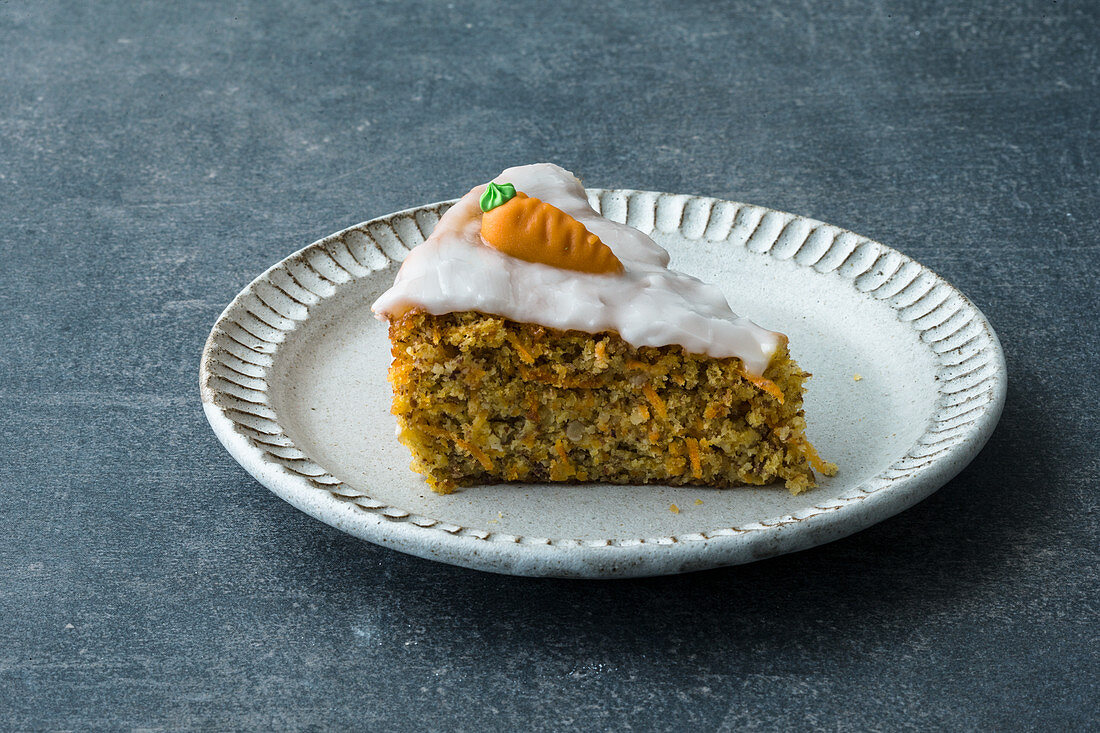 Gluten-free carrot cake for Easter