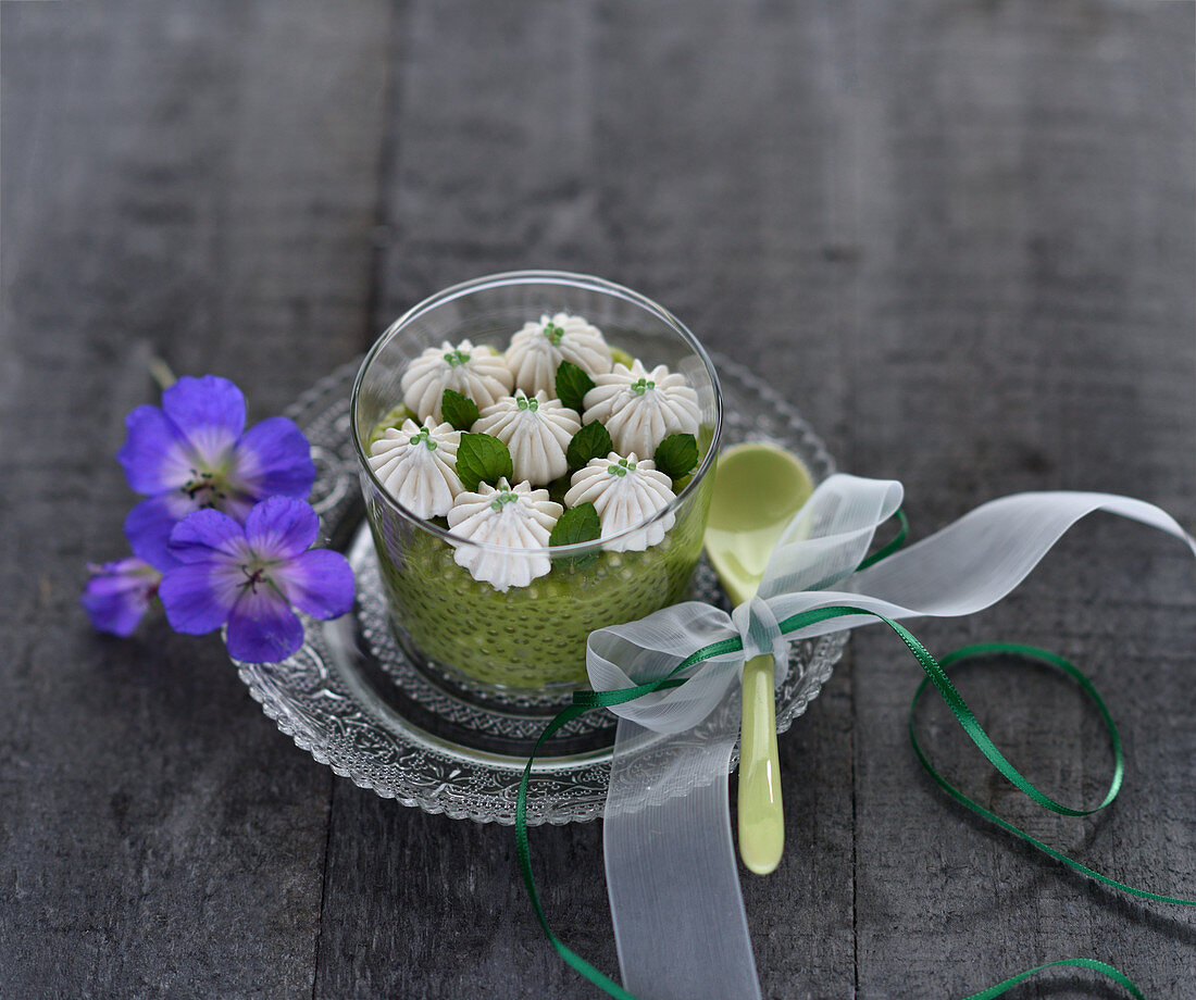 Vegan matcha tapioca pudding with white chocolate cream