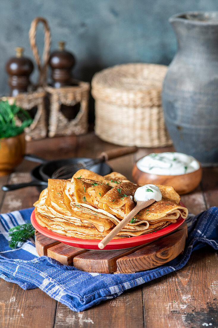 Kartoffelcrepes mit Joghurt