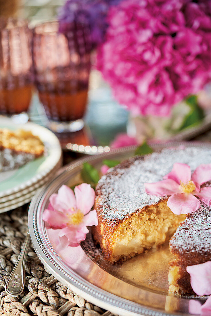 Torta di pere (Italian pear cake)