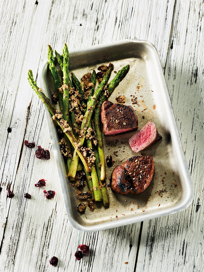 Petit tender made in a Beefer with green asparagus and amaranth crumbles