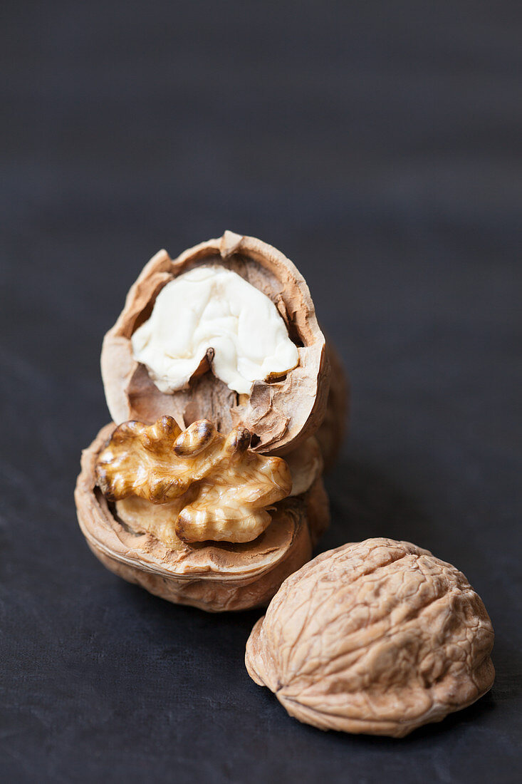 Walnuts, whole and broken open