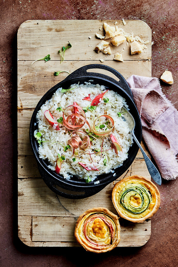 Rhubarb risotto with courgette tartlets
