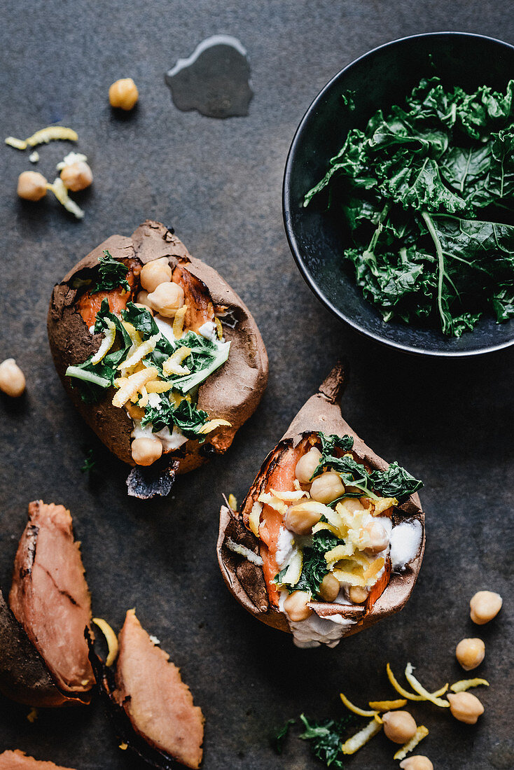 Baked sweet potatoes with kale and chickpeas