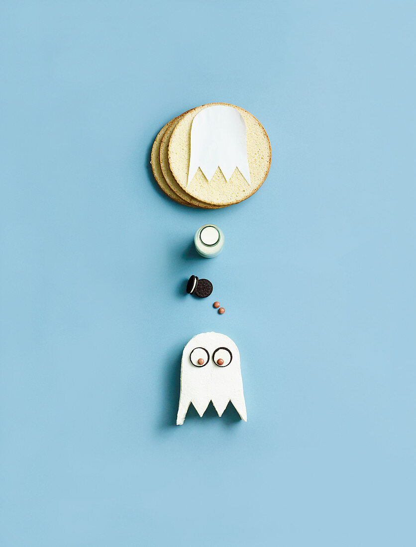 Elements of a ghost cake