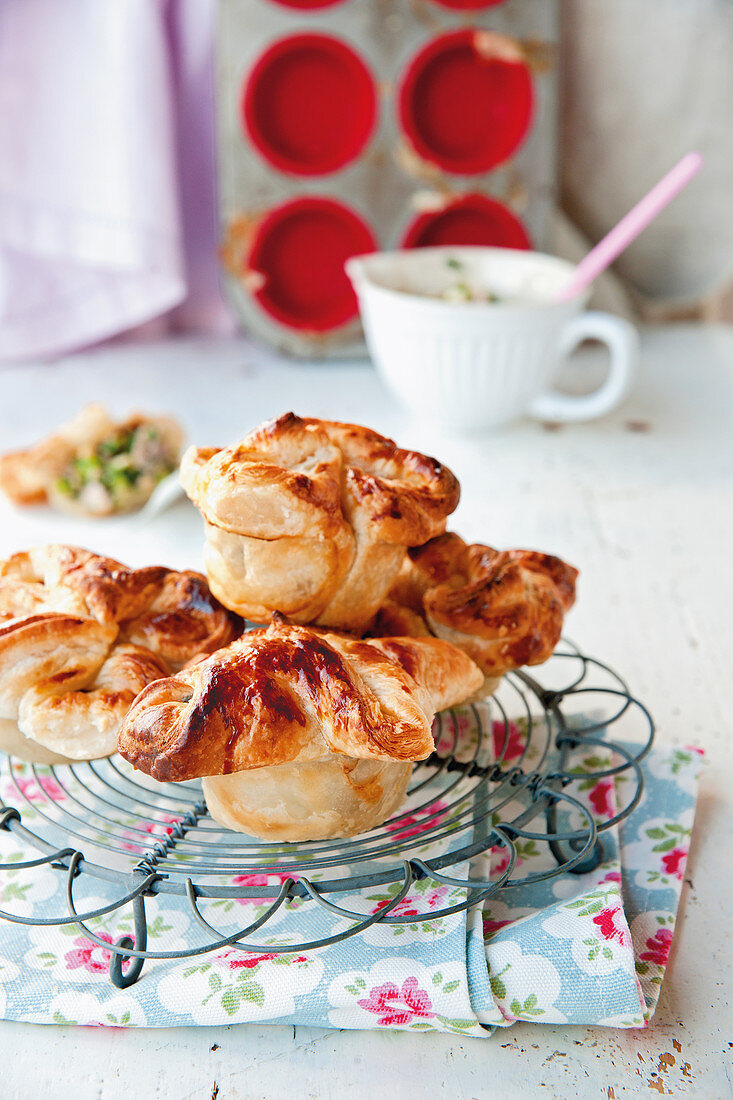 Puff pastry mozzarella pies filled with ham and mushrooms