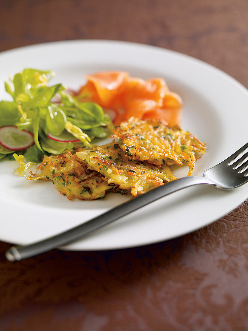 Potato fritters with smoked salmon trout