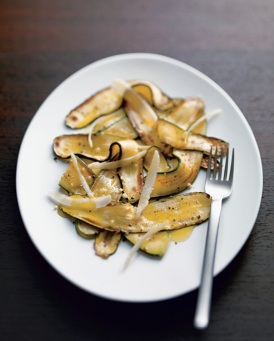Fried courgette carpaccio with Parmesan