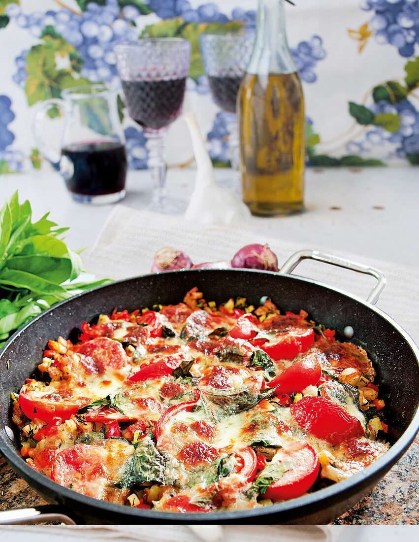 Gratinated oven-roasted vegetables with mozzarella