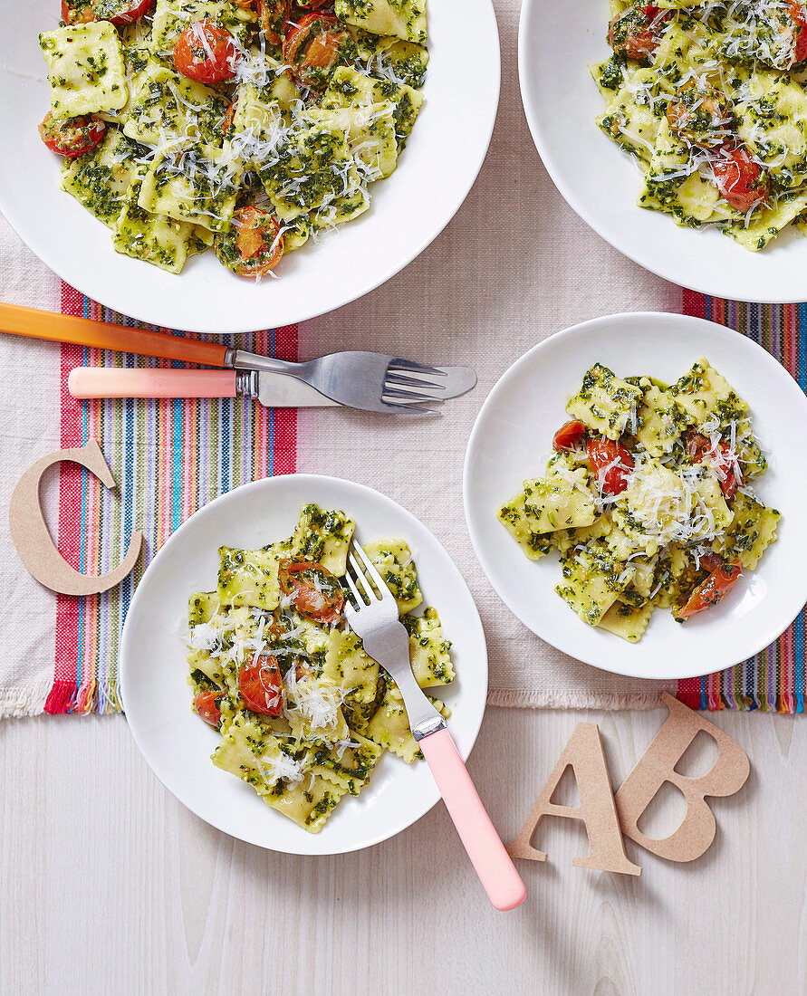 Kale pesto with ravioli