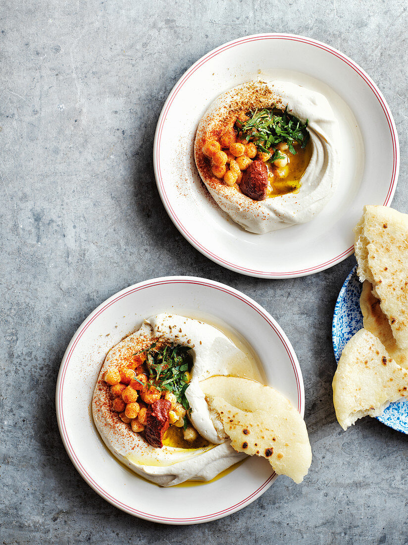 Hummus, harissa and flatbread