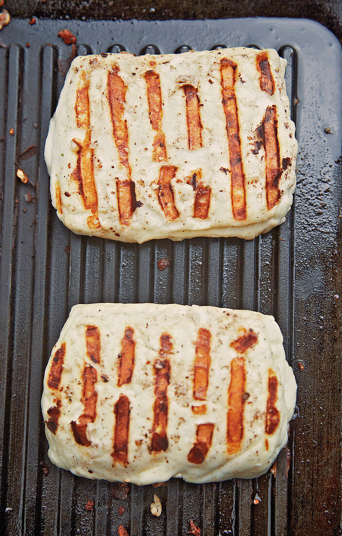 Grilled halloumi