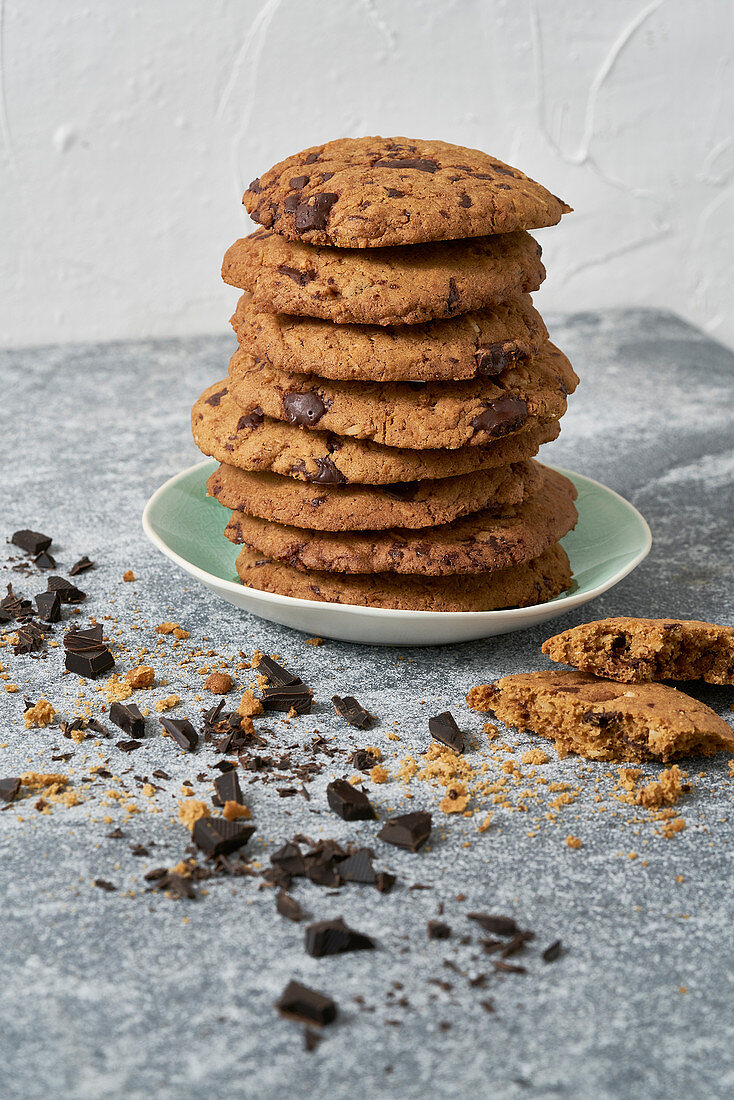 Soft-baked cookies with coconut and chocolate